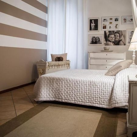 Piazza Erbe Luxury Apartment Verona Buitenkant foto